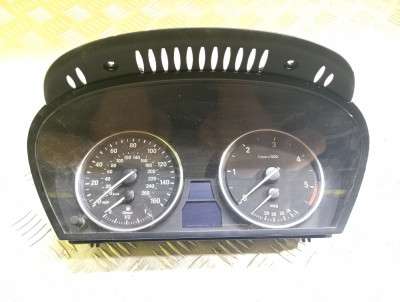 Панель приладів (щиток приладів) BMW 5 E60 (2003-2009)