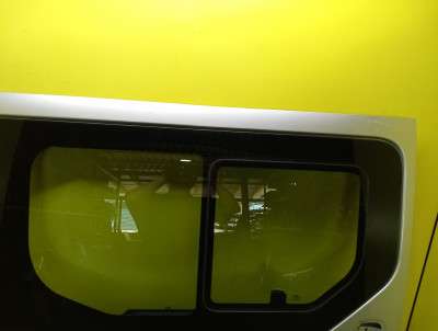 Дверь сдвижная правая Renault Trafic II, Opel Vivaro II, Nissan Primastar II (2006-2014) рестайл