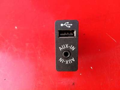 Роз`єм AUX/USB BMW X5 F15 (2013-2018)