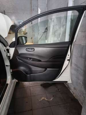 Двері передні праві Nissan Leaf II 2018-2024 - 3