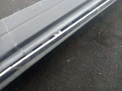 Наружна накладка на порог левая Mercedes GL X166