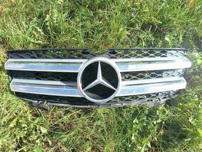 Решітка радіатора Mercedes GL X164