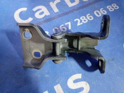 Петля двері передньої правої Renault Trafic II, Opel Vivaro II, Nissan Primastar II (2006-2014) рестайл