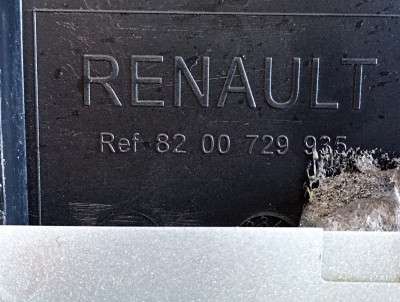 Полка салону RENAULT MASTER III
