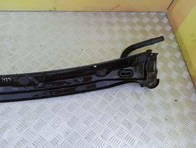 Жабо планка лобового скла Renault Trafic II, Opel Vivaro II, Nissan Primastar II (2001-2006) дорестайл