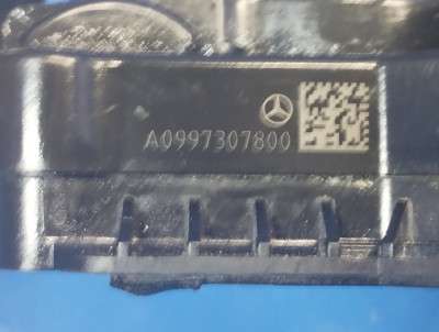 Замок двери задней правой Mercedes-Benz E63 S
