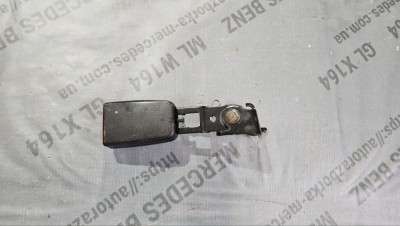 Засувка ременя безпеки (замок ременя безпеки) Mercedes ML W164 (2005-2011)