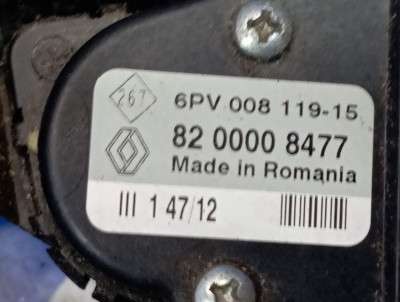 Педаль газа Renault Trafic II, Opel Vivaro II, Nissan Primastar II (2006-2014) рестайл
