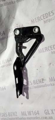 Петля капота права Mercedes ML W164 (2005-2011)