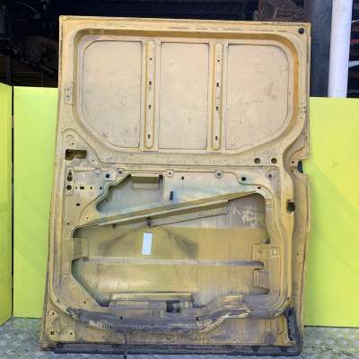Дверь сдвижная правая Renault Trafic II, Opel Vivaro II, Nissan Primastar II (2006-2014) рестайл