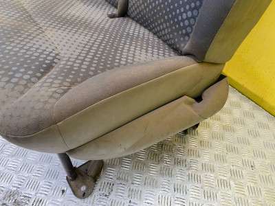 Сидение двойное Renault Trafic II, Opel Vivaro II, Nissan Primastar II (2006-2014) рестайл