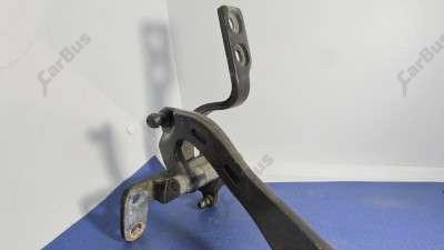 Петля кришки (двері) багажника Volkswagen Touareg (2003-2006) дорестайл