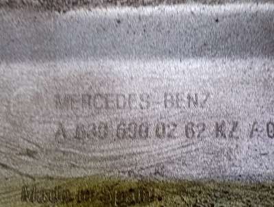 Накладка декоративна (молдинг) передніх лівих дверей Mercedes-Benz Vito W 639 (2010-2014) рестайл