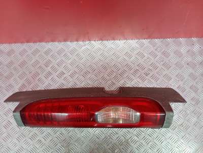 Фонарь задний (стоп сигнал) Renault Trafic II, Opel Vivaro II, Nissan Primastar II (2006-2014) рестайл