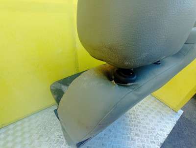 Сидіння одинарне Renault Trafic II, Opel Vivaro II, Nissan Primastar II (2001-2006) дорестайл