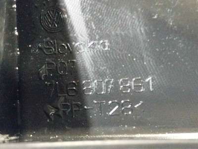 Кронштейн (кріплення) заднього бампера лівий Volkswagen Touareg (2003-2006) дорестайл