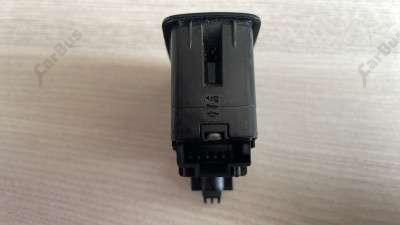 Кнопка открывания багажника Mercedes ML W164 (2005-2011)