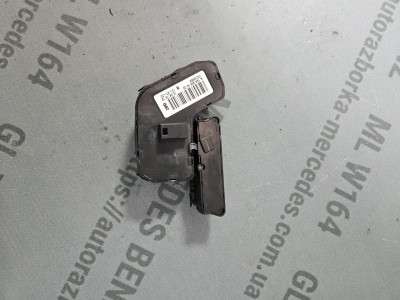 Кнопка центрального замку Mercedes ML W166 (з 2011)