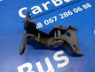 Петля двері передньої правої Renault Trafic II, Opel Vivaro II, Nissan Primastar II (2006-2014) рестайл
