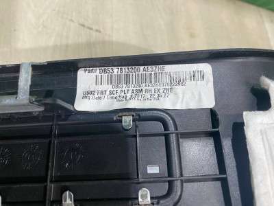 Накладка декоративна на поріг передня права Ford Explorer (2011-2019)