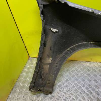 Крило переднє ліве BMW X5 E70 (2010-2013) рестайл
