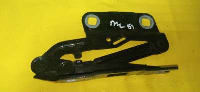 Петля капота права Mercedes ML W164 (2005-2011)