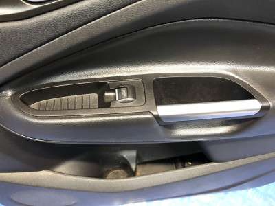 Обшивка (карта) дверей передньої правої Ford Escape 3 FL ( 2012 - 2019 )