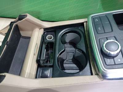 Центральний тунель (консоль) Mercedes GL X166