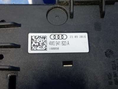 Блок запобіжників Audi Q7 4M(2015-2020)