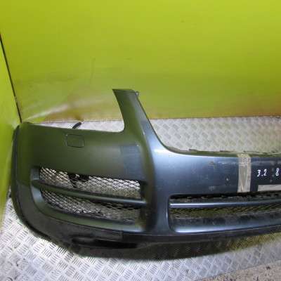 Бампер передній Volkswagen Touareg (2003-2006) дорестайл