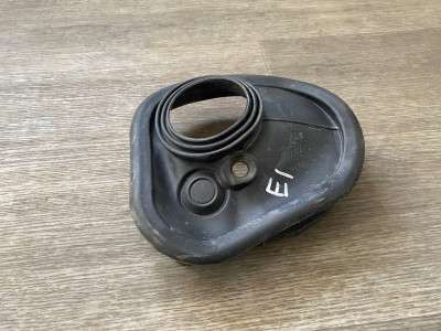 Уплотнитель E-class W212