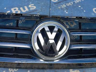 Решетка радиатора Volkswagen Touareg (2007-2010) рестайл