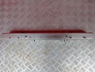 Балка усилитель поперечное Audi E-TRON
