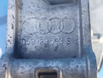 Заслінка дросельна Audi Q7 4M(2015-2020)