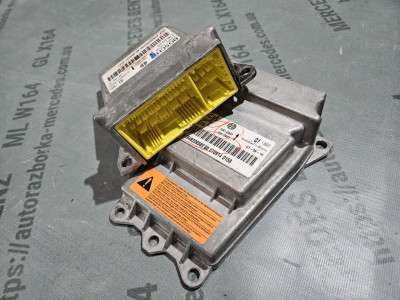 Блок керування подушками безпеки Mercedes ML W164 (2005-2011)