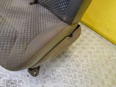 Сидение двойное Renault Trafic II, Opel Vivaro II, Nissan Primastar II (2006-2014) рестайл