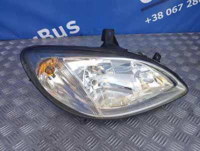 Фара передня права Mercedes-Benz Vito W 639 (2003-2010) дорестайл