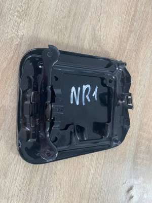 Лючок бензобака Nissan Rogue 2014-2020