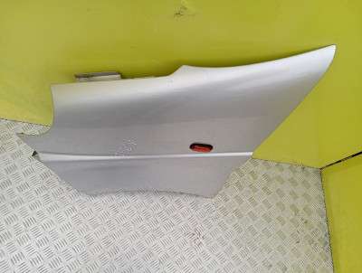 Крило переднє ліве Renault Trafic II, Opel Vivaro II, Nissan Primastar II (2001-2006) дорестайл