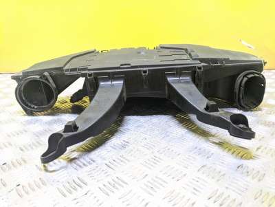 Корпус повітряного фільтра BMW X5 E70 (2007-2010) дорестайл
