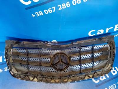 Решітка радіатора Mercedes-Benz Sprinter W 906 (2014-2018) рестайл