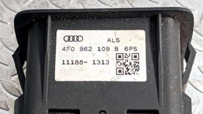 Кнопка сигналізації Audi Q7 (2006-2009)