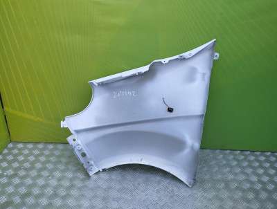 Крило переднє праве Renault Trafic II, Opel Vivaro II, Nissan Primastar II (2006-2014) рестайл