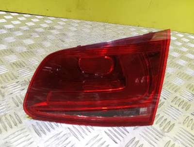 Ліхтар кришки багажника правий Volkswagen Touareg NF (2010-2014)