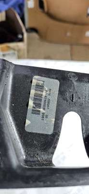 Захист замку кришки багажника Mercedes ML W164 (2005-2011)
