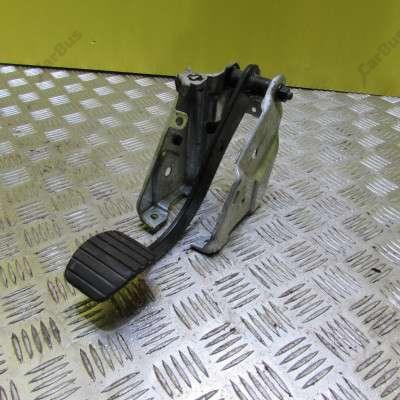 Педаль гальма Renault Trafic II, Opel Vivaro II, Nissan Primastar II (2006-2014) рестайл