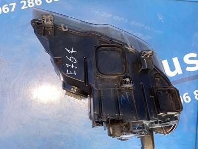 Фара передня ліва BMW X5 E70 (2007-2010) дорестайл