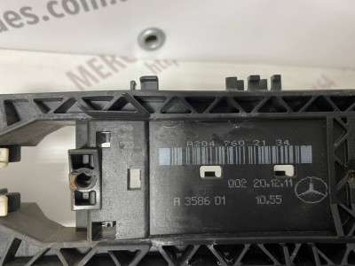 Кронштейн (тримач) ручки дверей Mercedes ML W166 (з 2011)