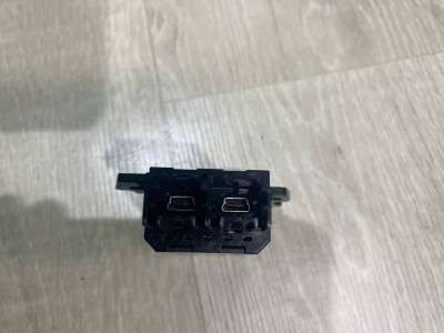 Блок УСБ USB Ford Explorer (2011-2019)