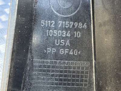 Кронштейн (кріплення) крила правий BMW X5 E70 (2007-2010) дорестайл